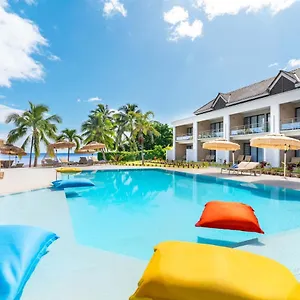 Hotel Cook's Bay & Paopao