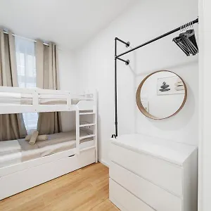 By Home2 Albergue