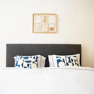 Gigi Home's Apartamento Amberes