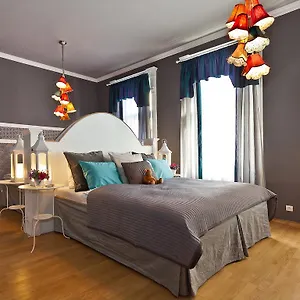 Royal 4*, Praha Česká republika