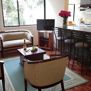 Lujoso Departamento Apartamento Quito