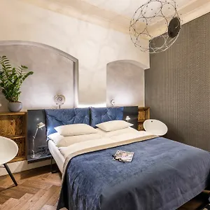 Mooo By The Castle 4* Prag